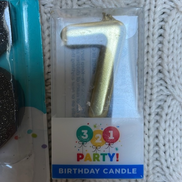 NWOT Birthday candles 7 pk lot. 77 candles in total numerical combinations - Picture 7 of 14